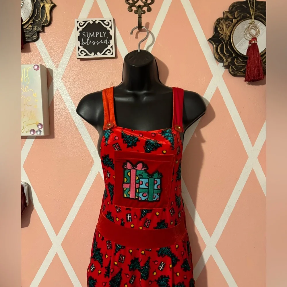 Christmas Overalls Velour - Picture 2 of 10